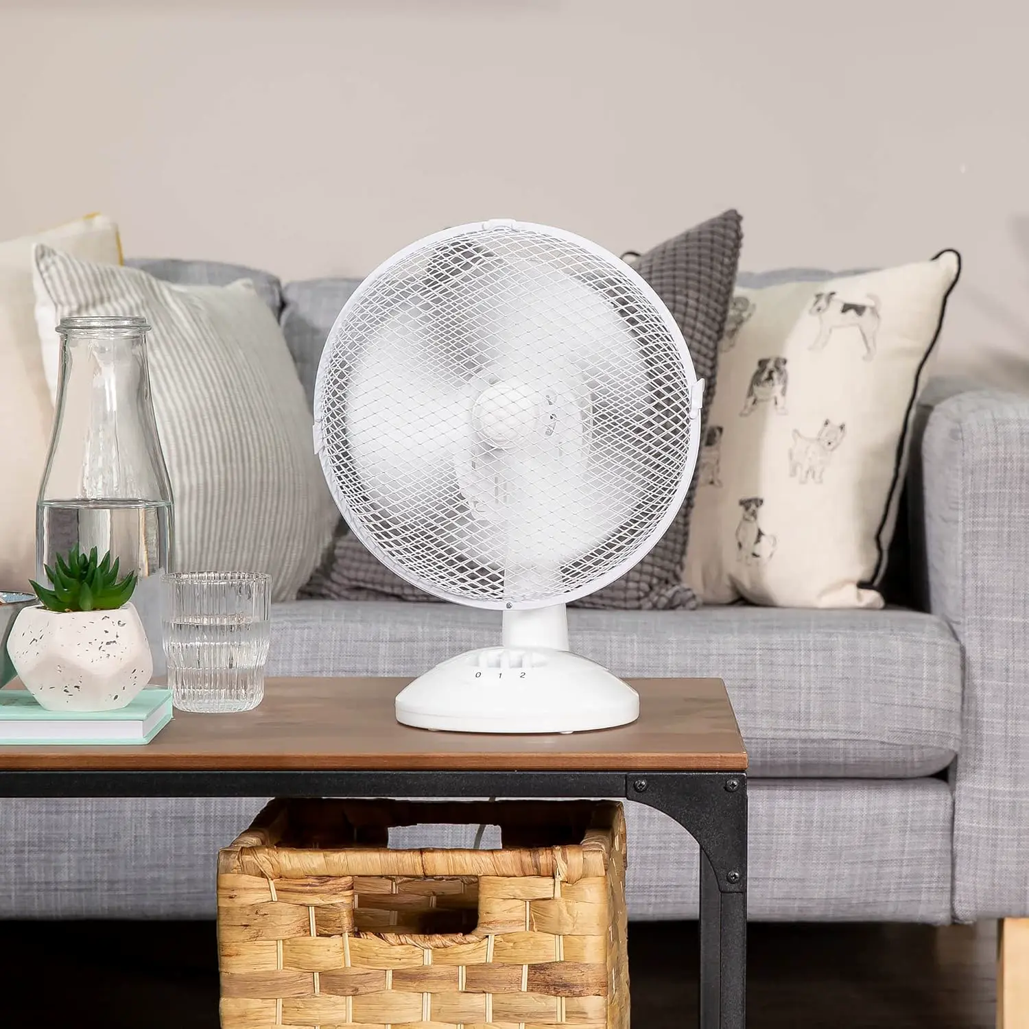 Russell Hobbs RHPDF0921 Tischventilator, tragbar, 23 cm, 2 Geschwindigkeiten, Weitwinkel-Schwenken, leise im Betrieb, ideal für Schlafzimmer oder Büro, weiß vue 3